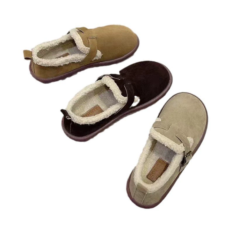 Женские зимние indoor немягкие? Wait. We should translate without introducing English terms like indoor? The instruction: avoid wholesale etc. Keep format [Type] + [Brand] + [Model] + [1–2 key features]. We'll translate to Russian phrases. Let's craft:
1) 
