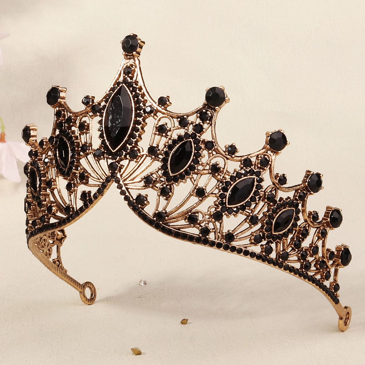 240g Weight Crown Hair Accessories Type Rhinestones, Pearl Inlay Material 1 Piece Quantity Wedding, Party Occasion Alloy Material Halloween Festival Crown Pattern Women's Gender Inlay Design Cool Style Style Halloween Cool Style Women's Crown Alloy Inlay Rhinestones Pearl Crown 7