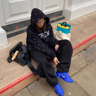 �W��2025�羳Ů�b��ĸӡ���l���BñŮ�ﶬ����������b�������