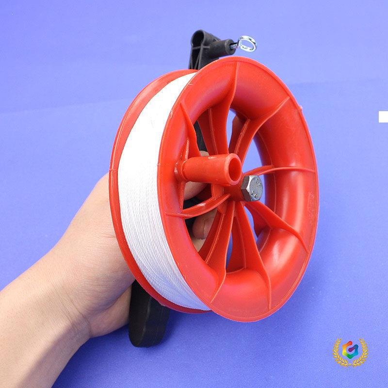 ↬ Children's Kite String Reels Are Easy to Use and Operate, with a Hand-Held Hexagonal Red Kite Reel Handle, Extended and Simple to Use ↬ Children's Kite String Reels Are Easy to Use and Operate, with a Hand-Held Hexagonal Red Kite Reel Handle, Extended and Simple to Use