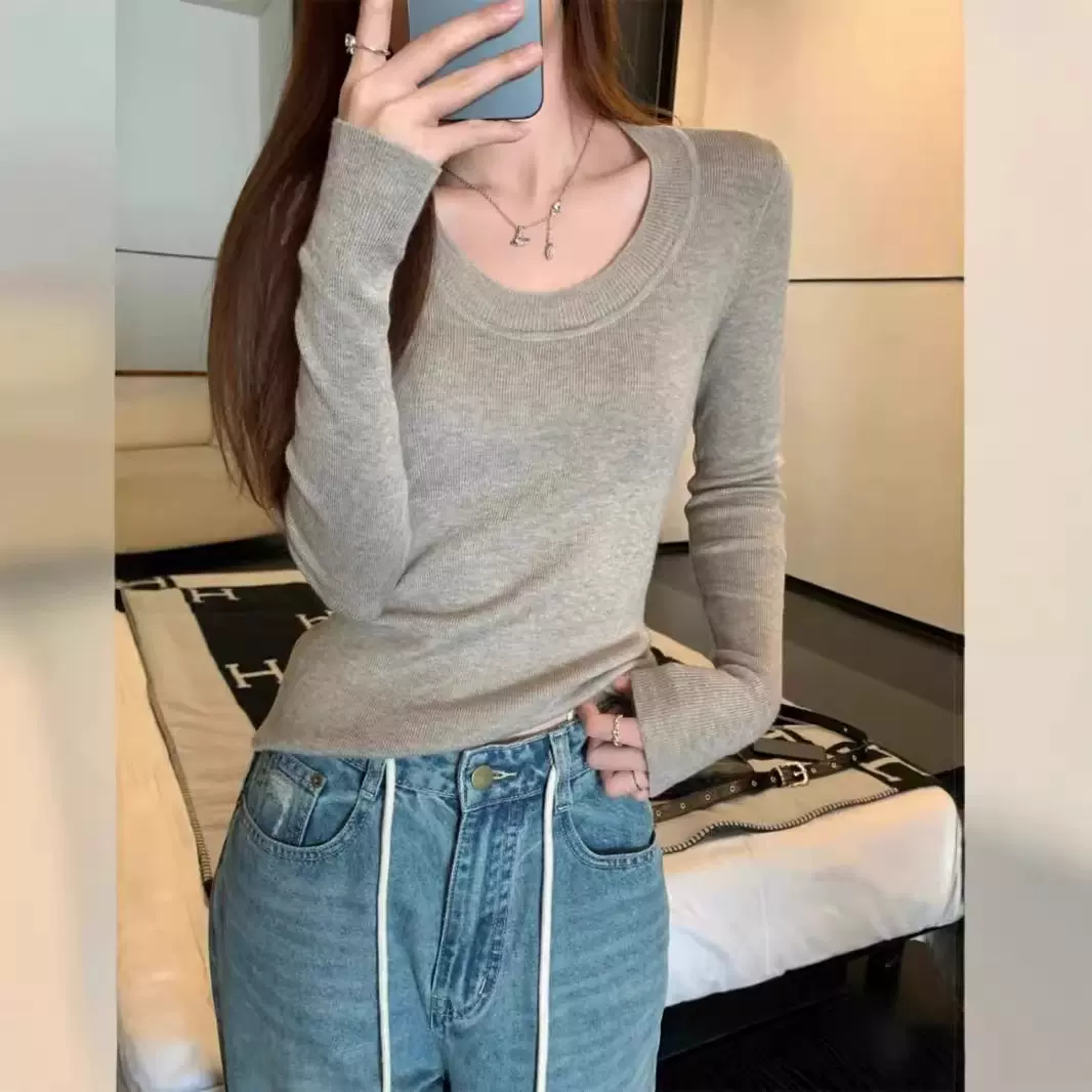 早秋简约气质U领修身长袖针织衫女装内搭修身显瘦毛衣打底衫上衣