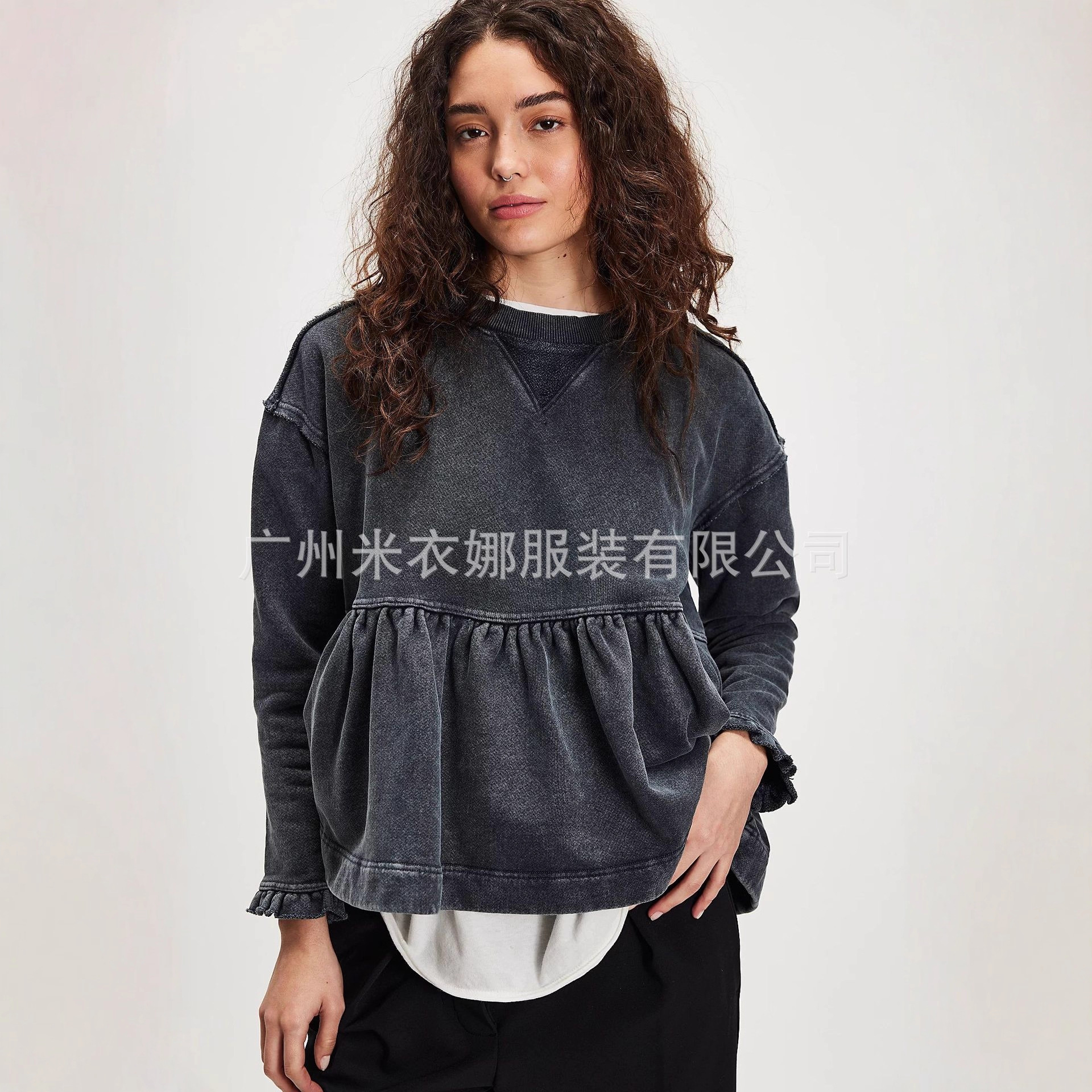 亚马逊2025秋冬新款跨境欧美女装长袖宽松上衣木耳边袖口卫衣