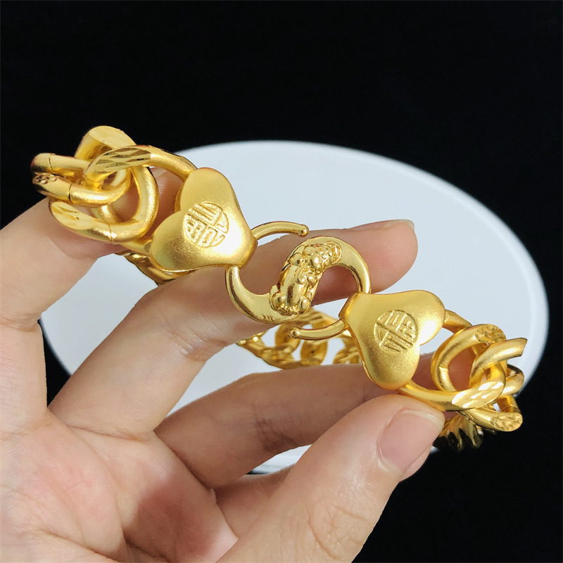 Jinyicheng jewelry gold-plated jewelry lucky buckle boss bracelet car flower plate chain bracelet men's bracelet one-piece delivery