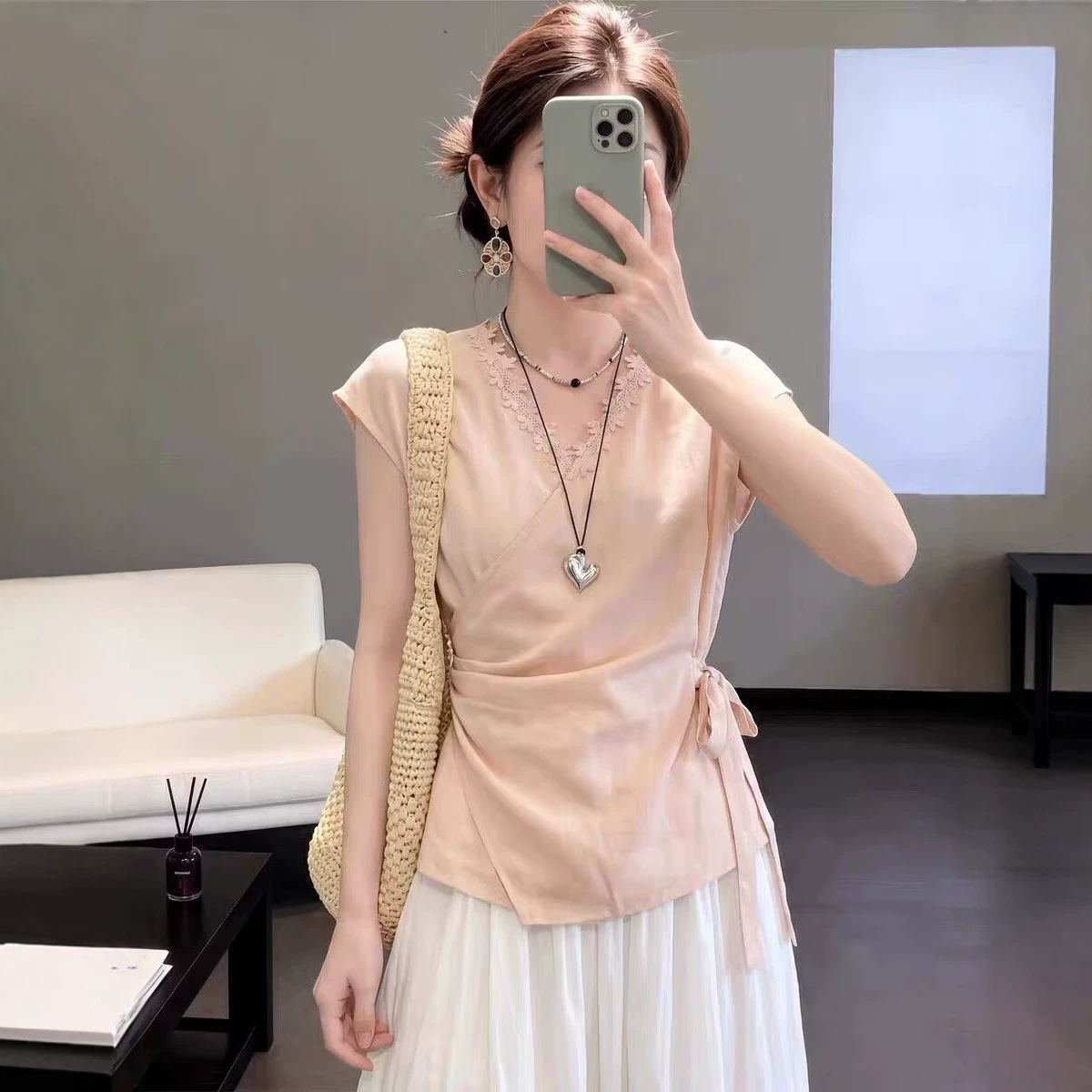 Áo thun nữ tay ngắn phối ren thắt eo phong cách nhẹ nhàng — màu hồng chi tiết 1