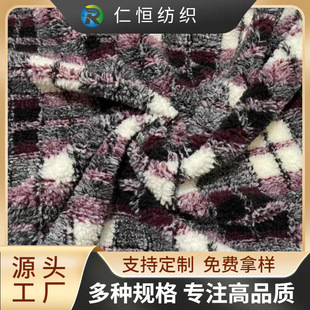 ȫ����ɫ�Ứ���ë  �ƼtС�����w���q����  ���bЬñ�Ҽ�����ë