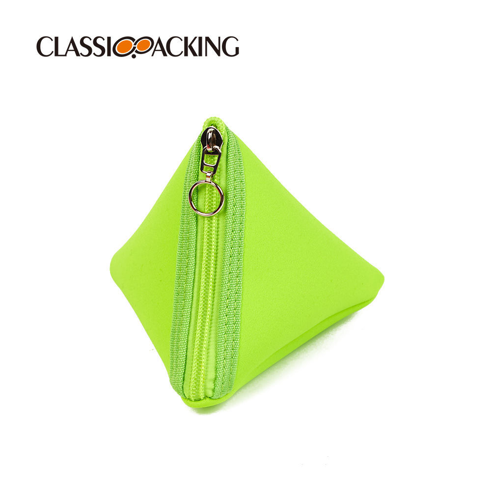 Bolsa de triángulo de color macaron personalizada bolsa de lápiz labial multifuncional bolsa de almacenamiento de joyería de moda bolsa de uñas logotipo imprimible