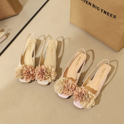 972-H162TP French elegant women's shoes in two colors with floral square toe, empty back strap, shallow mouth, thic