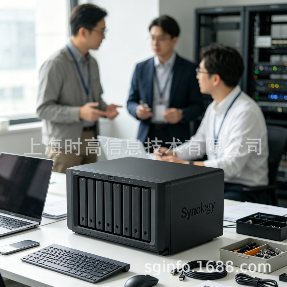 Ⱥ��/Synology DS1825+����λNAS����洢�� �Ա�DXP8800PRO