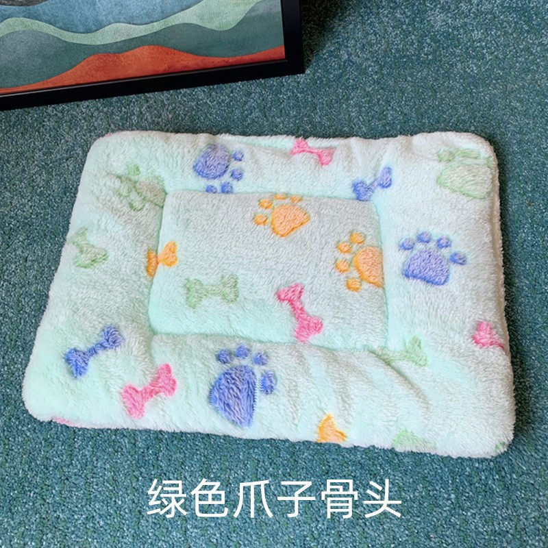 云朵印花法兰绒 宠物垫子绒布 加厚狗猫睡垫法兰绒毛毯布料