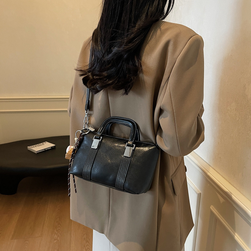 Bolsa de alta sensación para mujeres 2024 nuevo otoño y invierno retro versátil bolso de mano estilo coreano bolso de mano casual pequeño