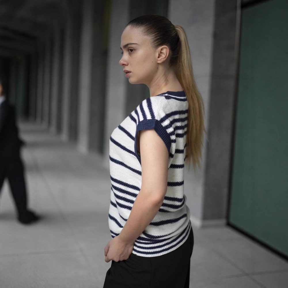 Striped Color Contrast Short Top T-shirt Women's Thin