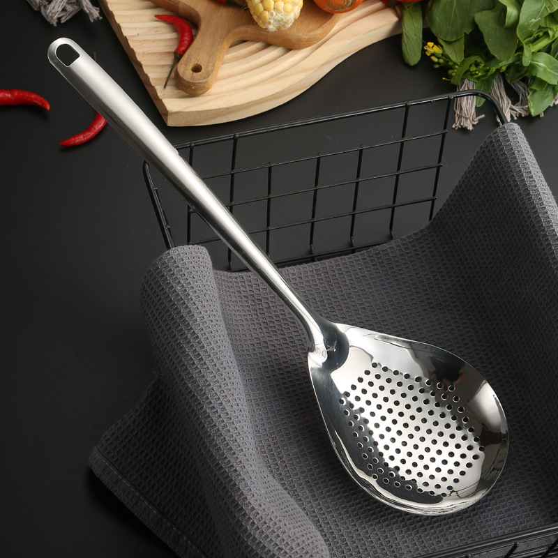 Cuchara de acero inoxidable cuchara de pimienta doméstica cuchara de pesca de fideos cuchara de filtro de aceite cuchara de fugas de frita cuchara de pesca de red