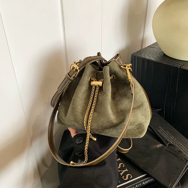 Winter Retro Frosted Small Bag Women's Bag 2024 New Fashion Trendy Popular Versatile Crossbody Bag Super Hot Bucket Bag