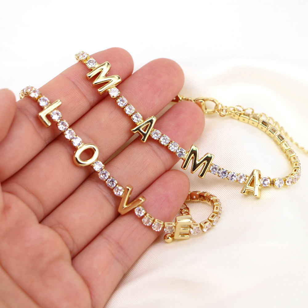 Fashion Letter Love Mama Copper Inlaid Zircon Bracelet display picture 3