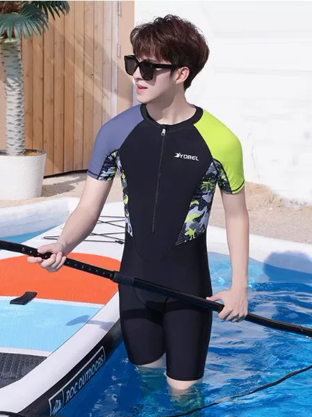 New Boys' Swimsuits, Medium and Large Children's Sports Wetsuits, Teenage Boys' Professional Training One-Piece Swimsuits, Drop Shipping