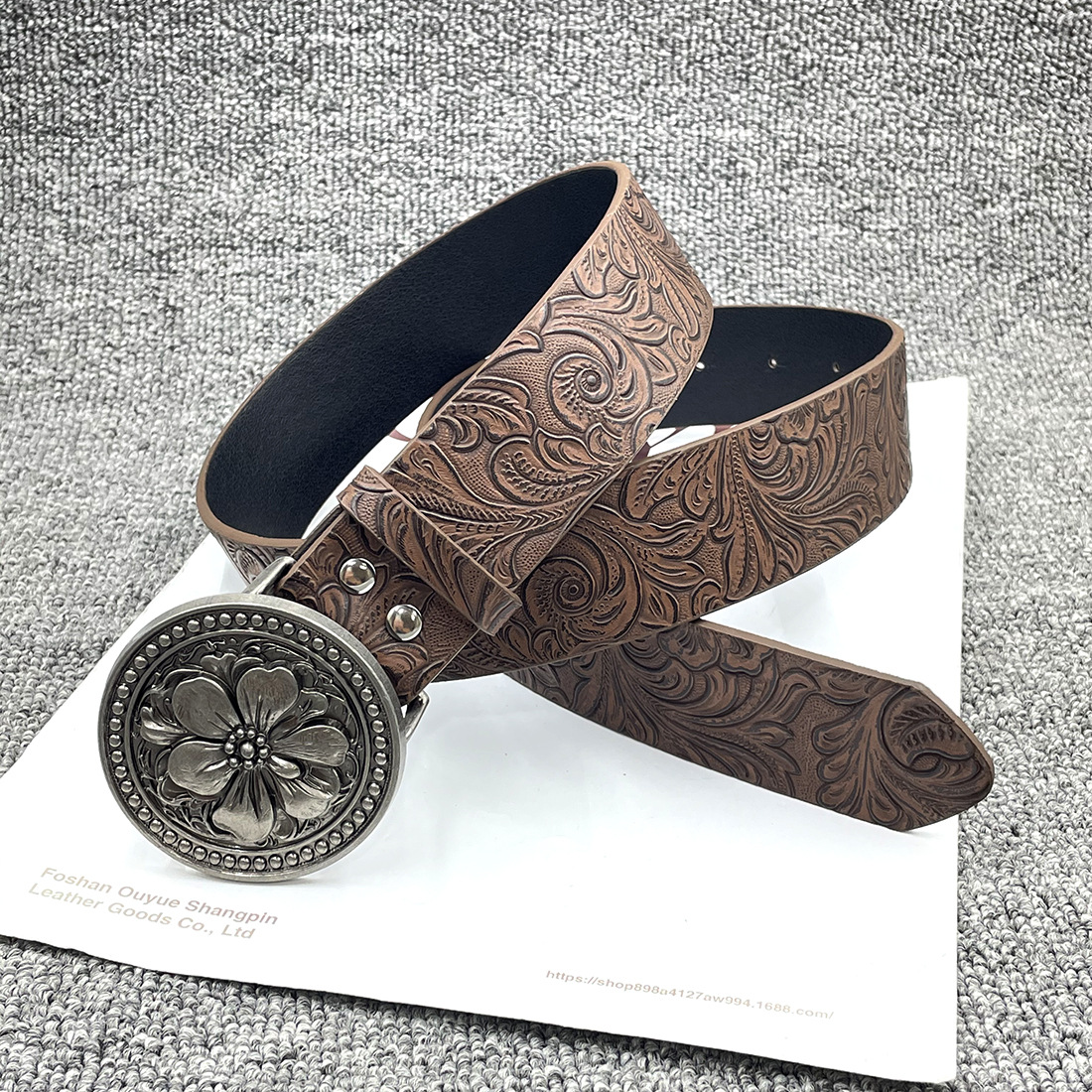 [embossed brown] no. 4 belt / 110cm total length 3.8cm width