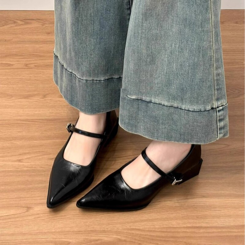 Cowhide Version Pointed Toe Retro Mary Jane Shoes Soft Leather One-Line Strap Shallow Thick High-Heeled Shoes for Women Versatile Commuter Shoes