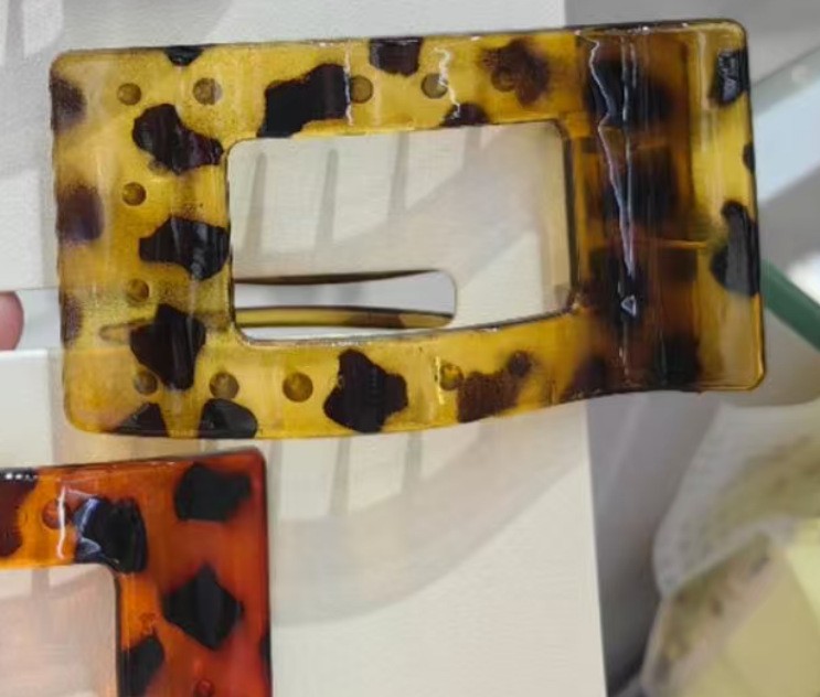 사각 글로시 옐로우 레오파드 프린트