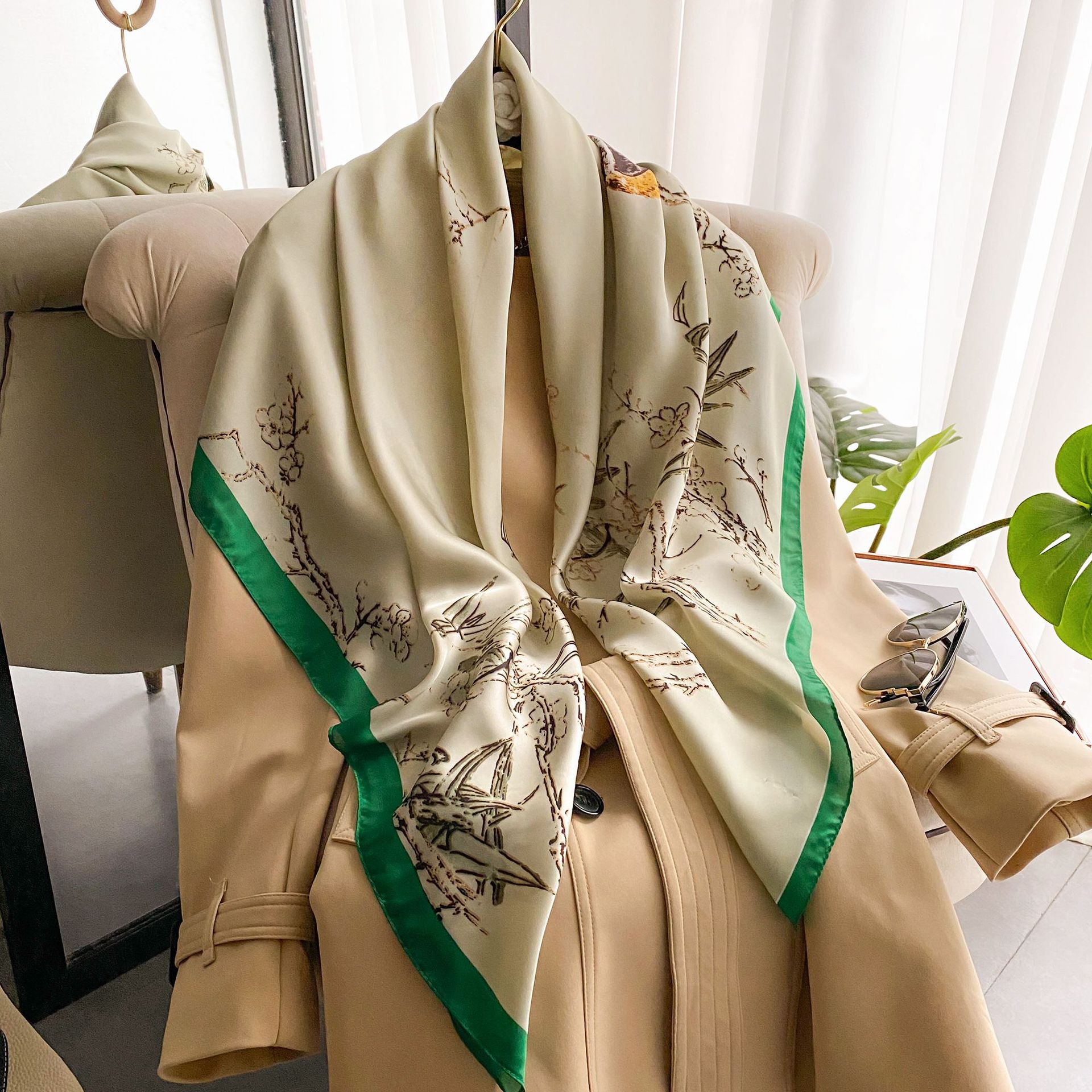 Silk Scarf Women's Imitation Silk Printed Square Scarf Decoration Air Conditioning Shawl Versatile Sunscreen Beach_voghion.com