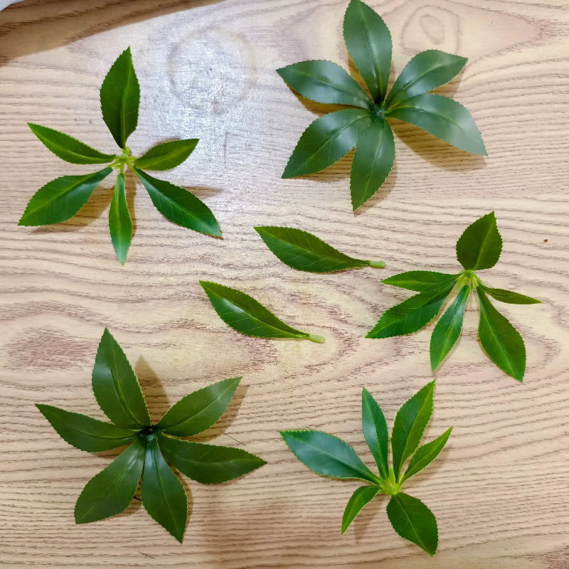 Single Piece of Simulated Horse Drunken Wood Leaves with Dead Branches and Big Trees Soft Decoration Plastic Fake Green Leaves Single Green Leaves Fake Tree Leaves