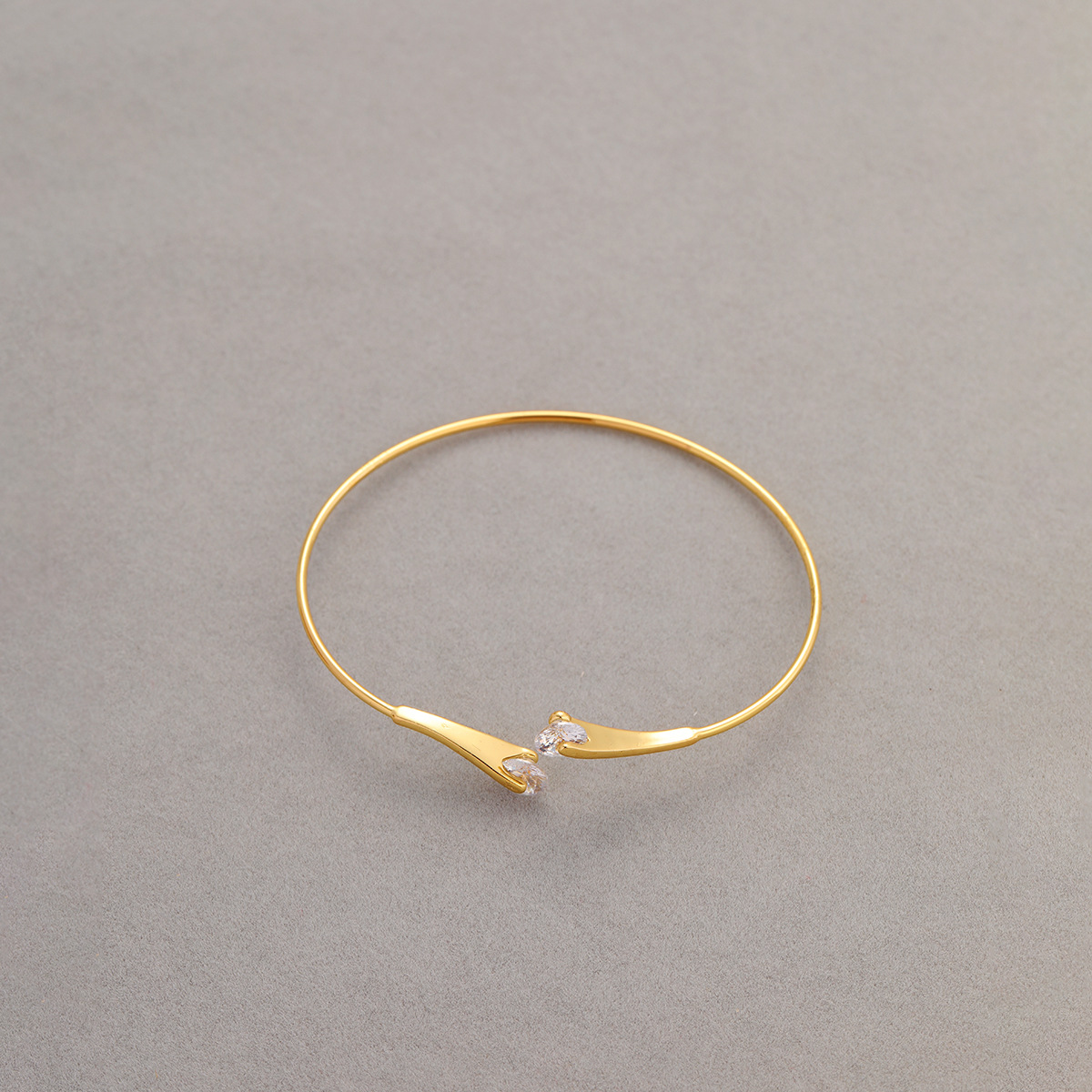 Brass Material Vintage Style Classic Style Geometric Brass Bangle In Bulk