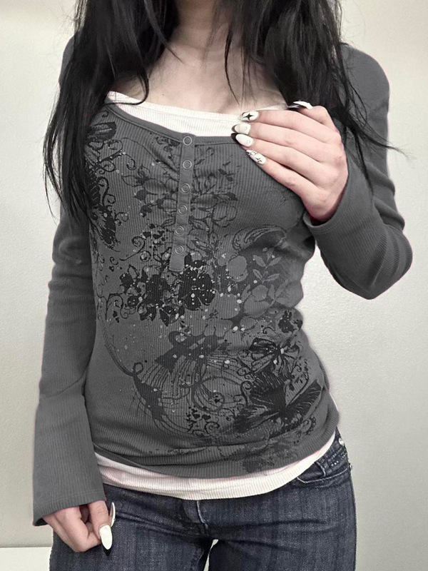 ヘーゲルの同系アメリカンレトロバタフライプリントカラーブロックフェイクツーピースTシャツホットガールスリムで多用途なニットトップ|undefined