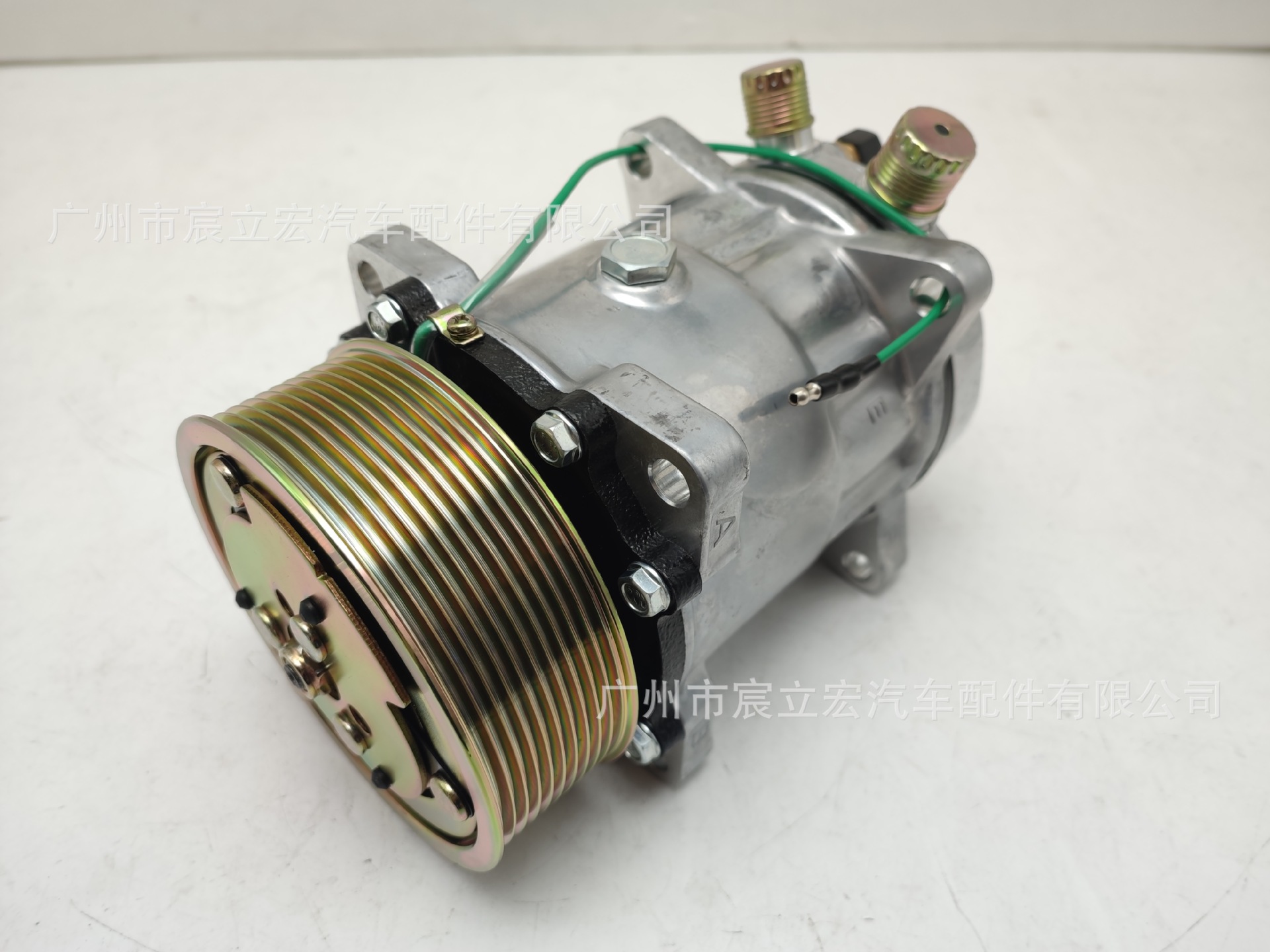 709 - 7H15 Compresor de aire acondicionado para automóviles - 24v 10pk www.example.com
