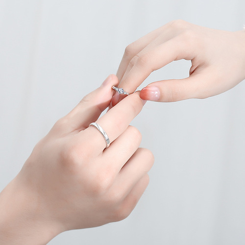 s925 sterling silver new couple ring pair Japanese and Korean simple simulation diamond ring wedding anniversary Valentine's Day gift