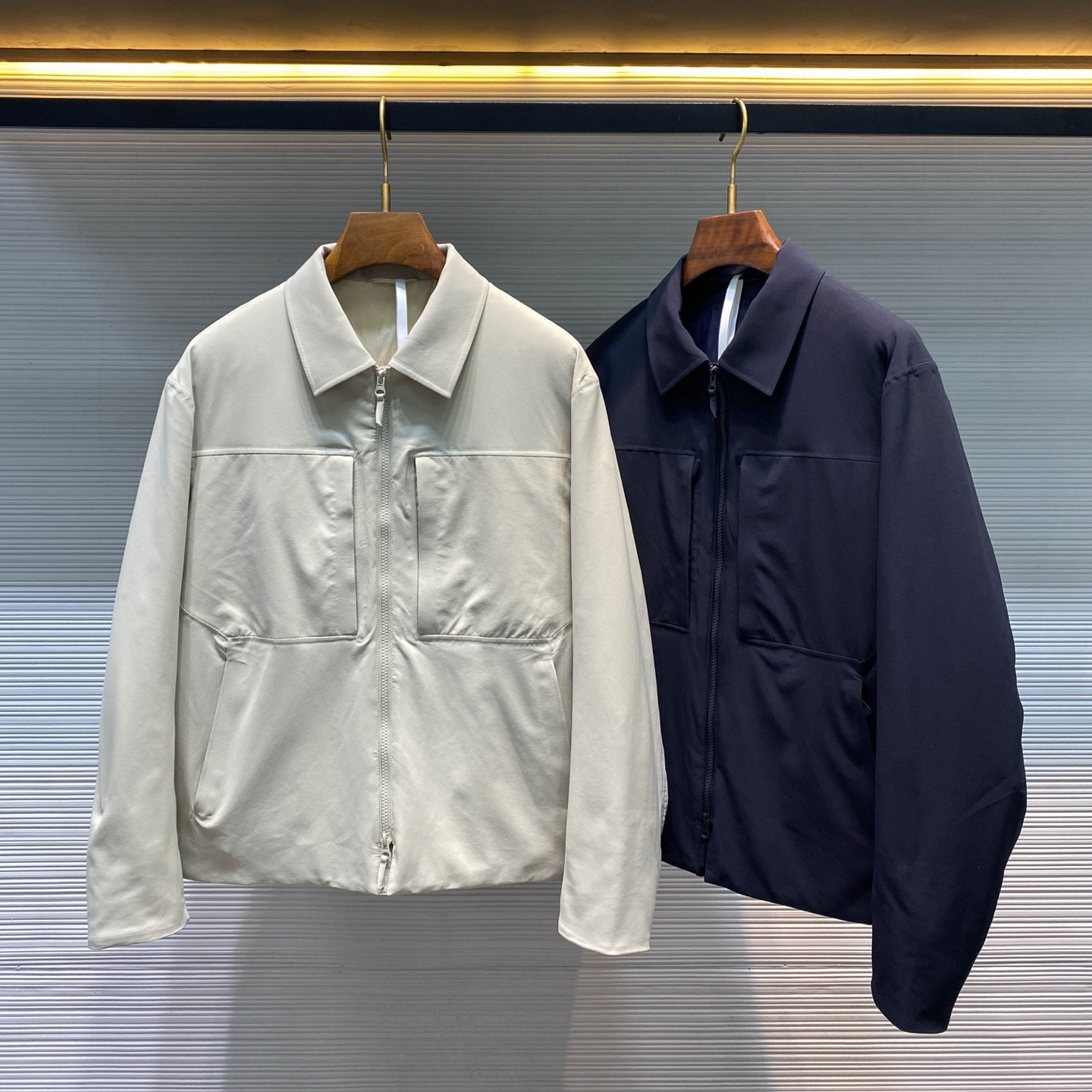 [Bird Edition] Outdoor Functional Improvement! Short Lightweight and Fluffy White Goose down Lapel Men's down Jacket