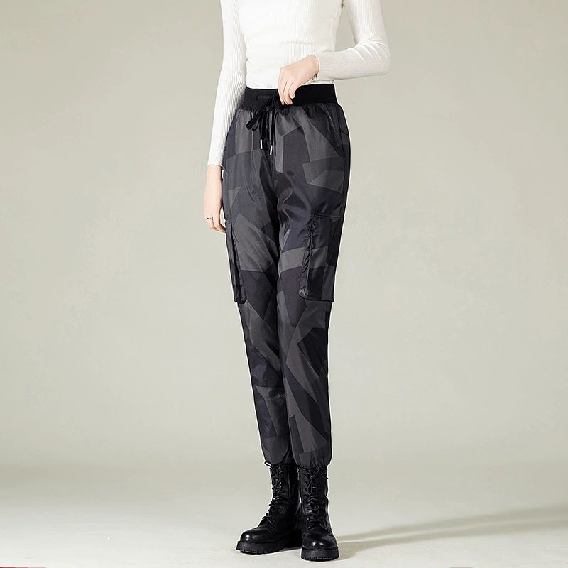 Трансграничные 2024 новые зимние пуховые брюки женские камуфляж повседневные дикие свободные толстые брюки большого размера