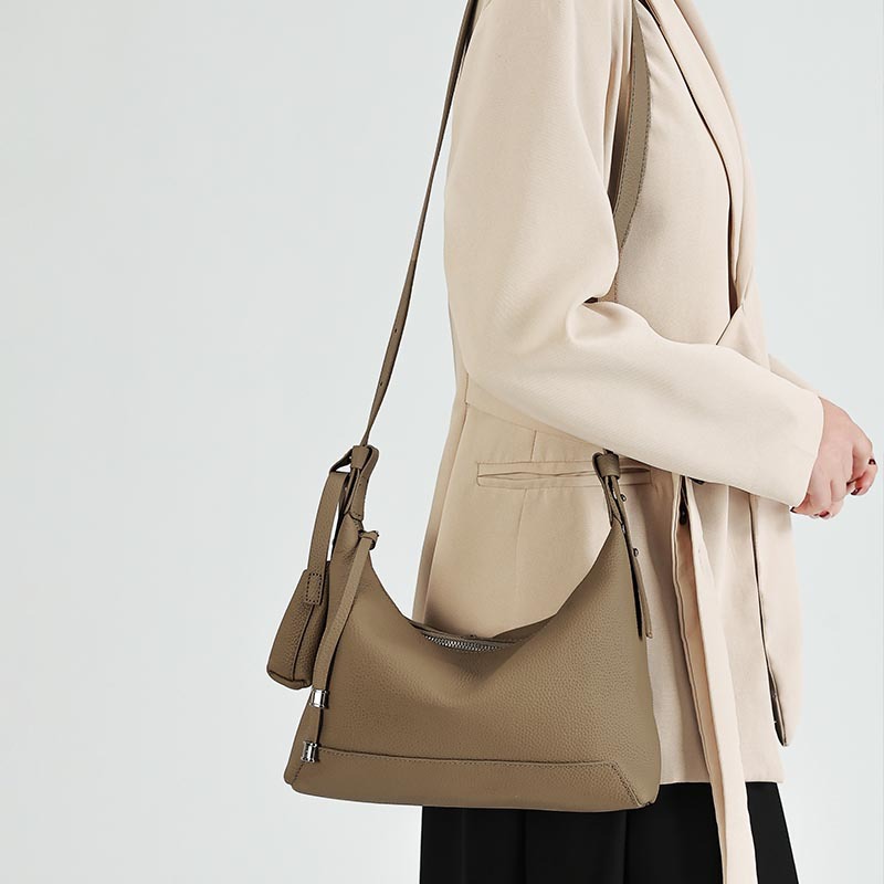 Fashionable Women's Half Moon Hobo Bag Crossbody Shoulder Bag_voghion.com