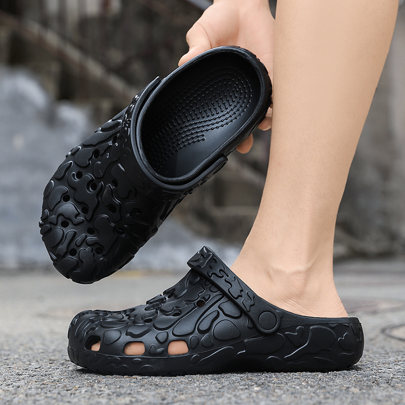 Zapatos con agujeros transfronterizos para hombres, nuevas zapatillas de primavera y verano, zapatillas perezosas con absorción de impactos de suela gruesa, sandalias Baotou a la deriva en la playa