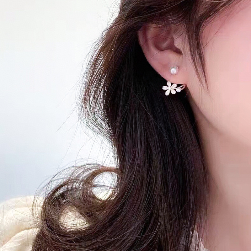 日韩小雏菊耳钉ins感小众天然淡水珍珠耳环20