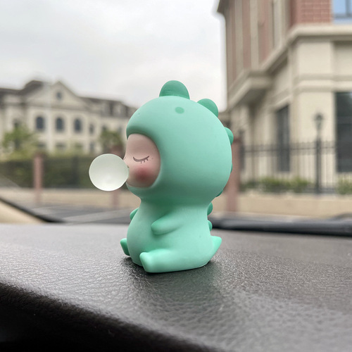 Internet celebrity bubble dinosaur car ornaments small dolls cute dolls car creative hand figures car interior decorations