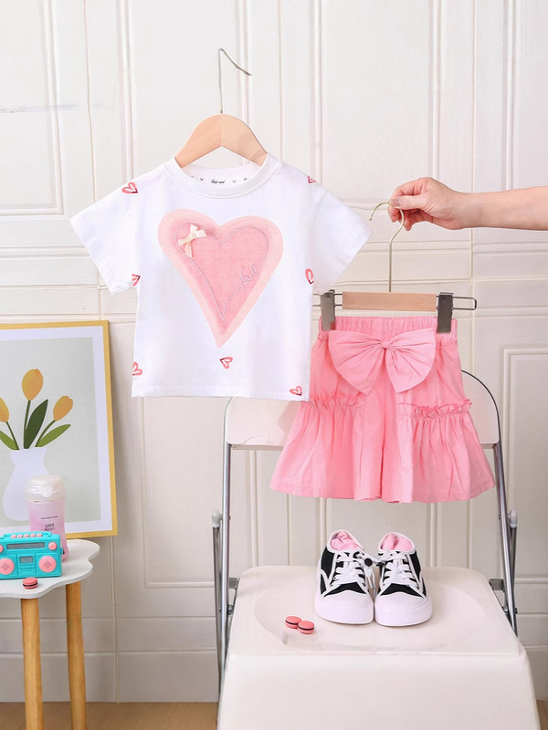女の赤ちゃん 2025 夏の新スタイル無地ラブ半袖ショーツ服夏のツーピースセット外国貿易卸売|undefined