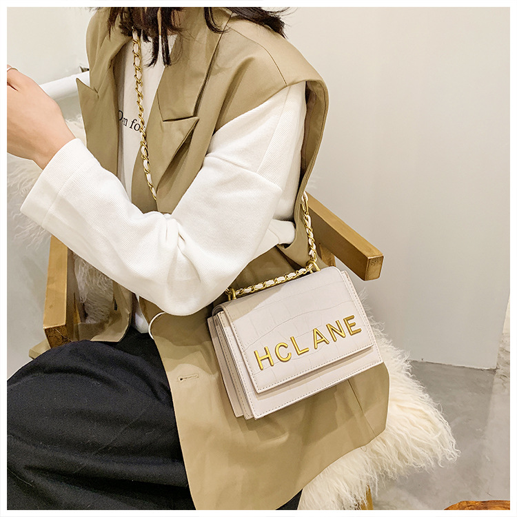 Letters Stone Pattern Chain Shoulder Bag 2021 New Wave Korean Style Fashion Messenger Small Square Bag display picture 10
