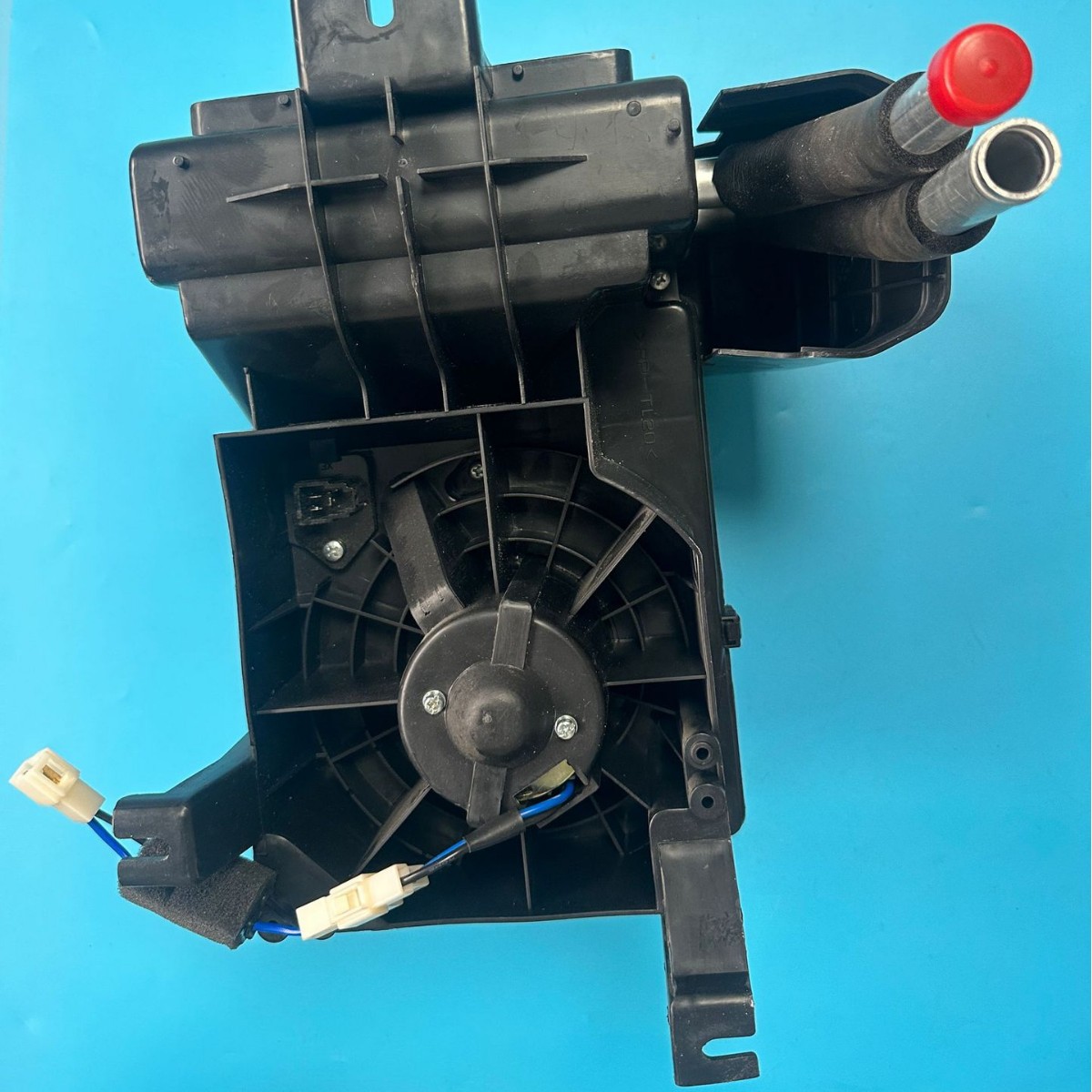 Ssangyong MB100 MB140 ISTANA rear heater assembly rear fan assembly 6618306461 4
