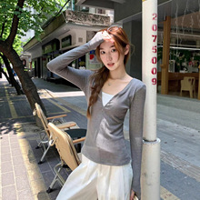 早秋2025新款拼色正肩t恤女长袖设计感小清新甜美风假两件上衣服