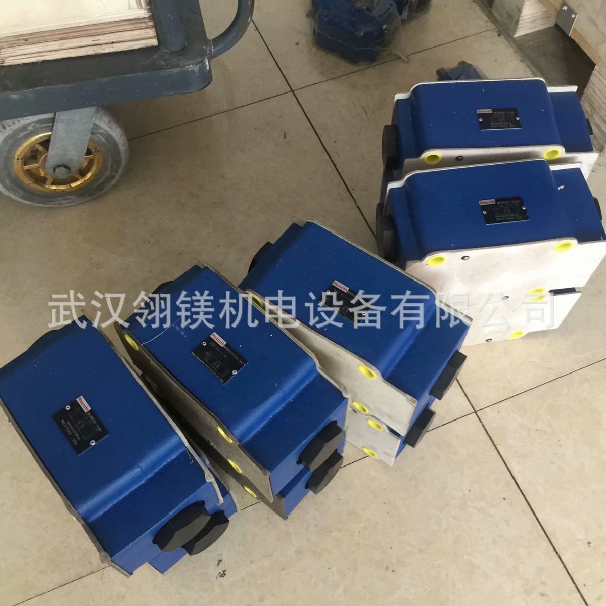 含税现货有质保电磁阀4WE10J3XCG24N9K4，R928006702