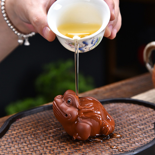 Zisha Clay Tea Pet Small Gold Toad Shelf Accent Tea Play Tea Art Mini Fine Quality Can Be Raised Attract Wealth Gold Toad Tea Tray Shelf Accent