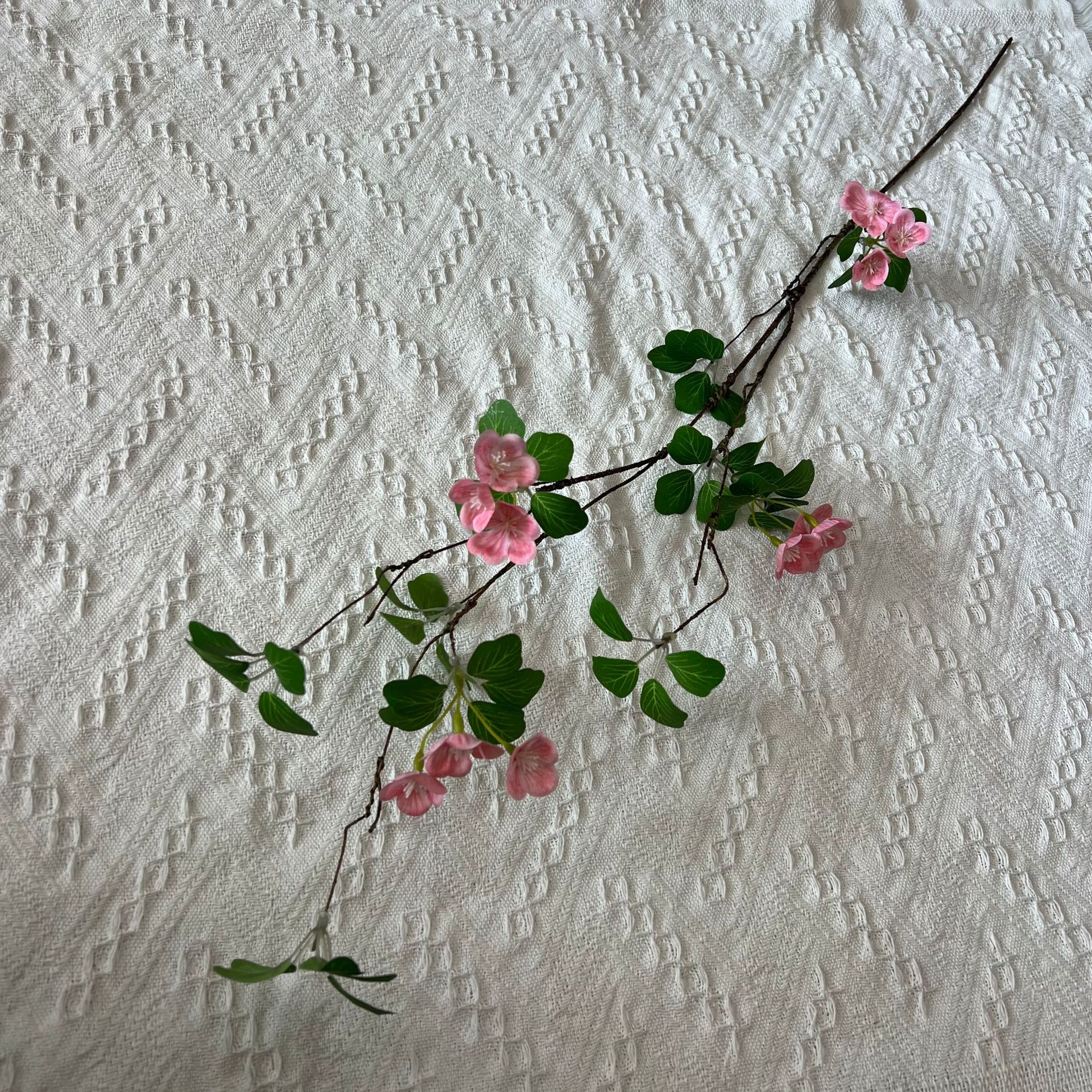 빨간색