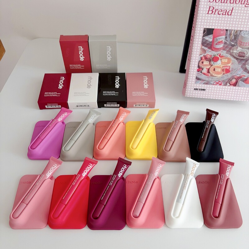 Suitable for iPhone 17 Pro Max, Hailey's Same Model, Magnetic Back Stand, Apple 16 Silicone Stand Protective Case 15 Suitable for iPhone 17 Pro Max, Hailey's Same Model, Magnetic Back Stand, Apple 16 Silicone Stand Protective Case 15
