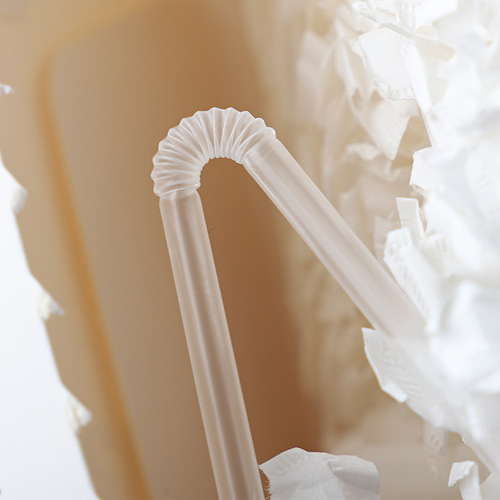Single-use independent packaging boxes with PP disposable transparent drink straws, bendable straws for wholesale
