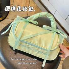 ins风手提化妆包可爱防水皮革包外出旅行便携大容量化妆品收纳袋