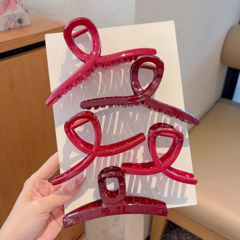 Anchor clip de cabello rojo para mujeres 2024 nuevo clip de cabello coreano de alta gama simple clip de cabello de cabeza trasera clip de tiburón grande