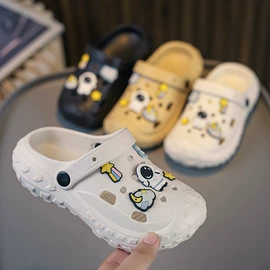 童运动鞋;童凉鞋;童板鞋