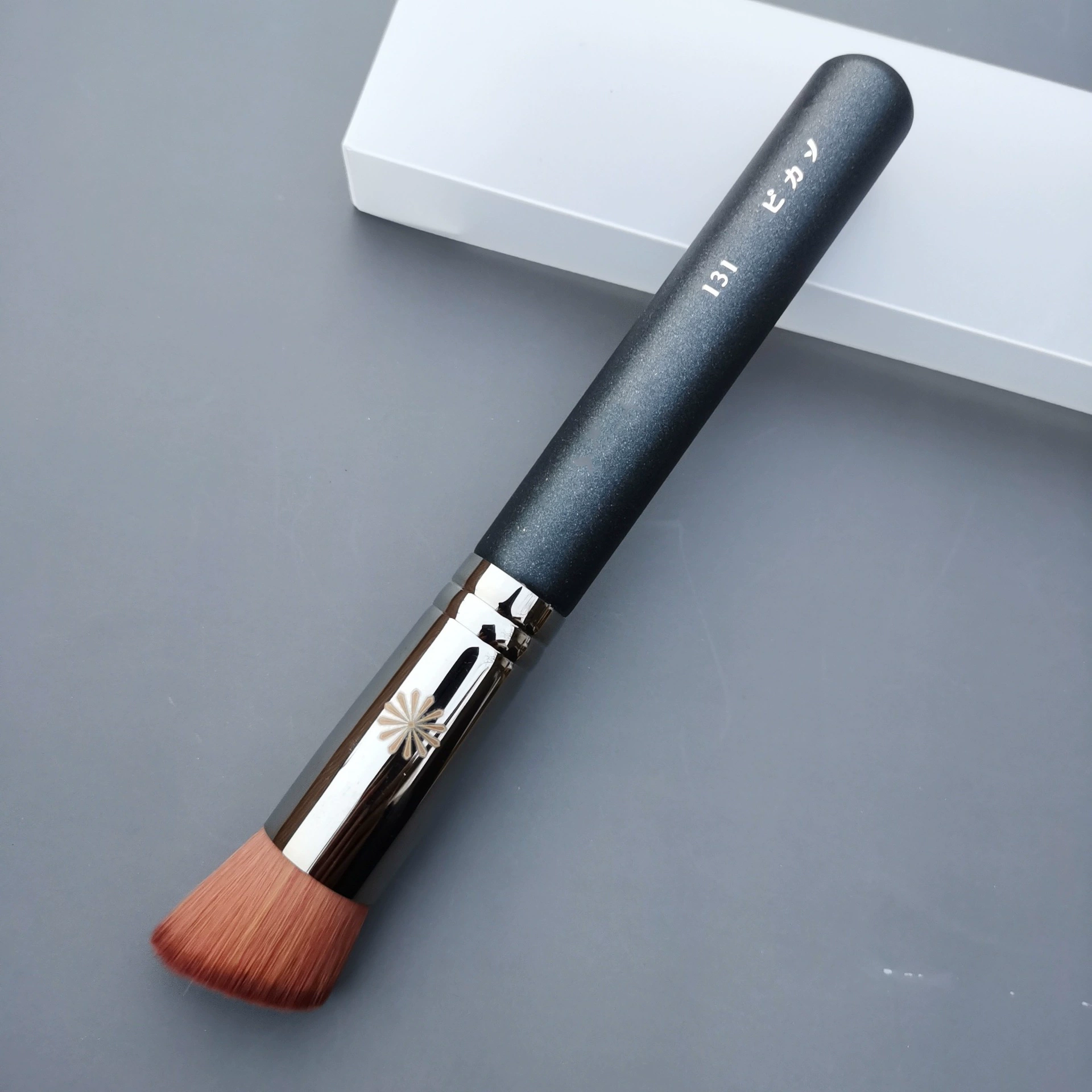 Набор кистей для макияжа — полный набор для контурирования лица и blush, разнообразные кисти для глаз и деталей, вес 50 г