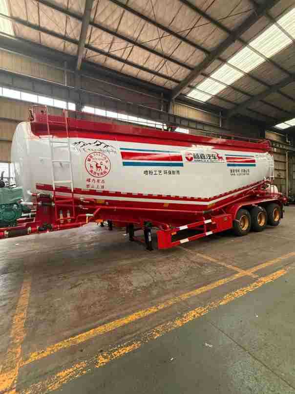 Cross-Border Three-Axle Bulk Cement Tanker 50-Cubic-Meter Powder Material Transport Vehicle Tank-Type Rear-Turning Semi-Trailer Powder Tank
