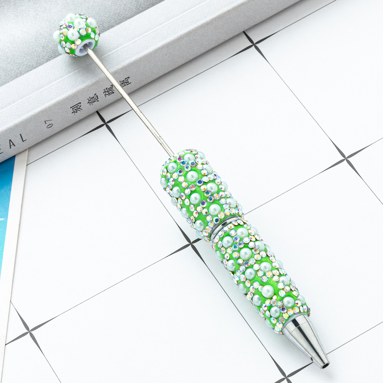 Bolígrafo con cuentas de perlas lleno de diamantes de bricolaje, bolígrafo con cuentas de perlas de diamantes pegados a mano, bolígrafo con cuentas de plástico multicolor