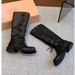 ����ɳĮţ��ѥ�����͹����fӢ���Tʿѥ2024�¿�^ϵ���LѥŮ